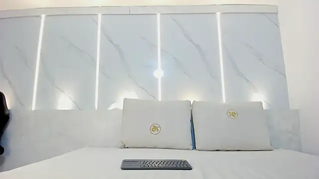 sarah_borch's cam snapshot