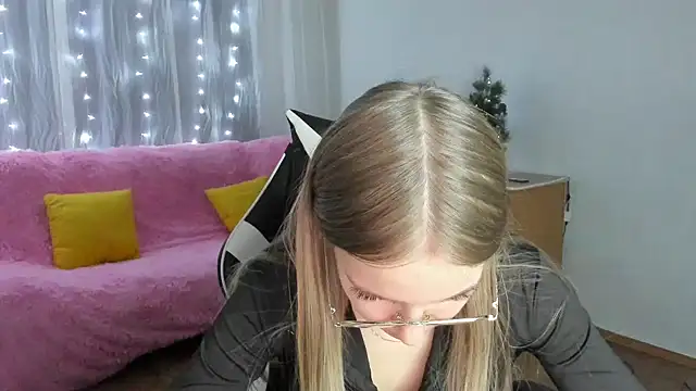 HitGyrl live sex cam