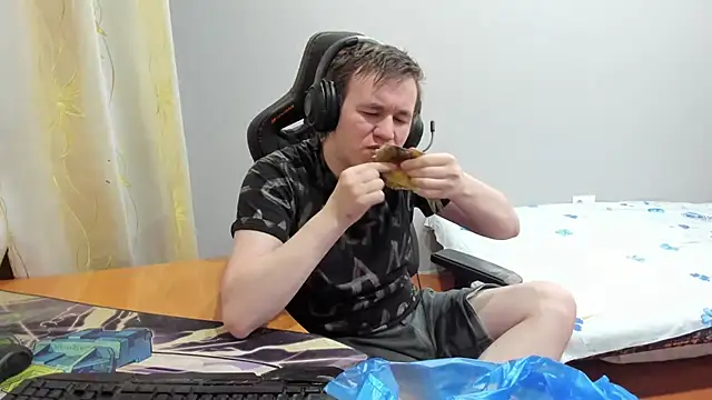 iliaskrislove live sex cam