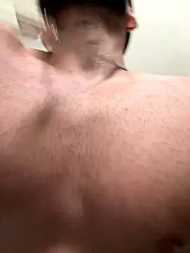 1Richrichard1's cam snapshot