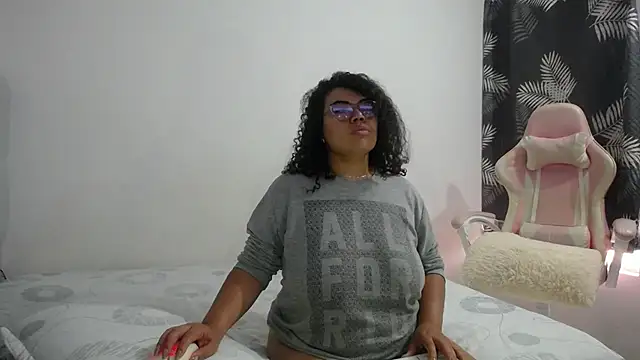 mabigomez00 live sex cam