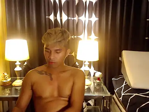 AsianHorseCockOwen live sex cam