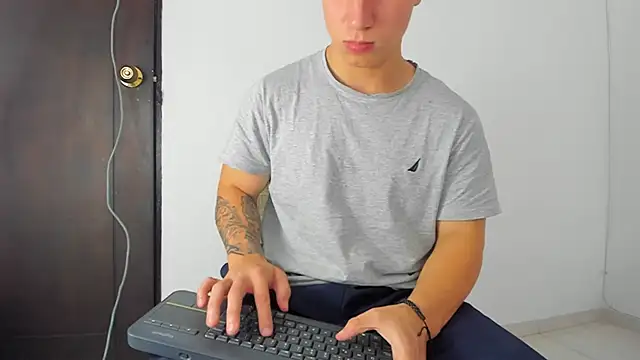 Liam_saint live sex cam