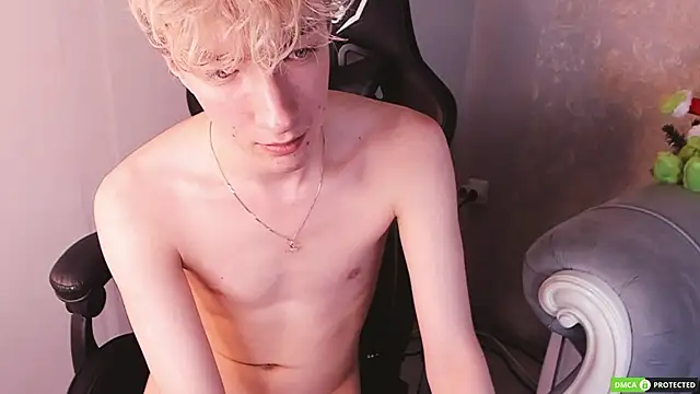 TrevorBenson live sex cam