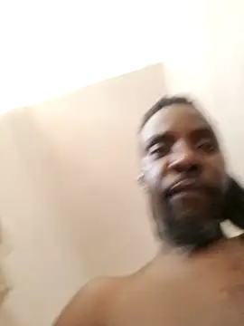 Mboro1988 live sex cam