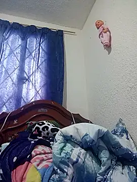 _Miaaleon live sex cam