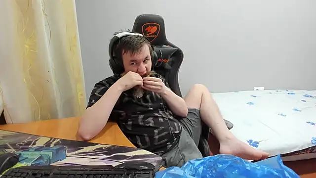 iliaskrislove live sex cam