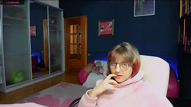 Veronika_Miller18's cam snapshot