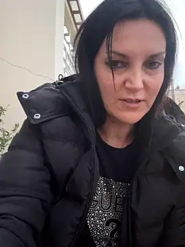 -OLYA-'s cam snapshot