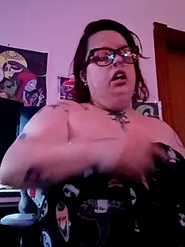 SPICYMISFIT's cam snapshot