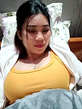 Bear_bear0's cam snapshot