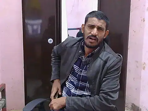 HotXKrish's cam snapshot