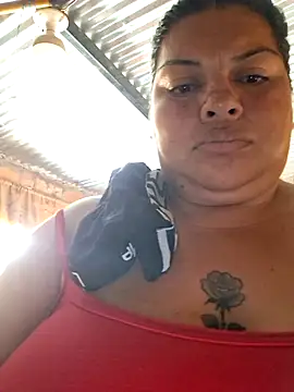 chubby_sexy_big_tits's cam snapshot