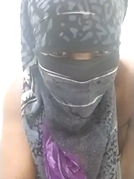 chocolate-puss's cam snapshot