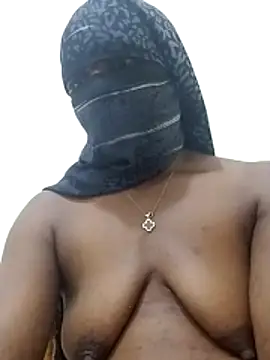 chocolate-puss's cam snapshot