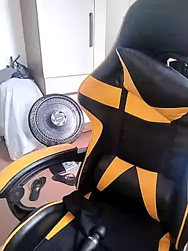 simone_wonder02's cam snapshot