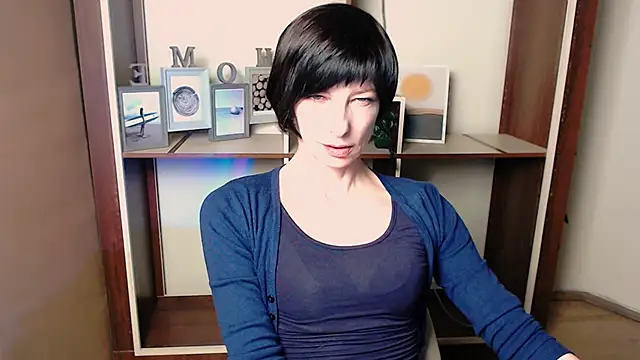 _AngeliaFlow_'s cam snapshot