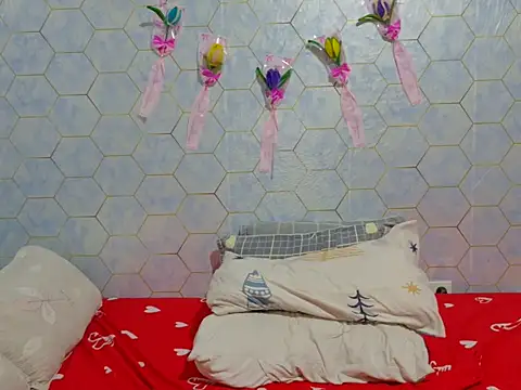 cherrymoves's cam snapshot