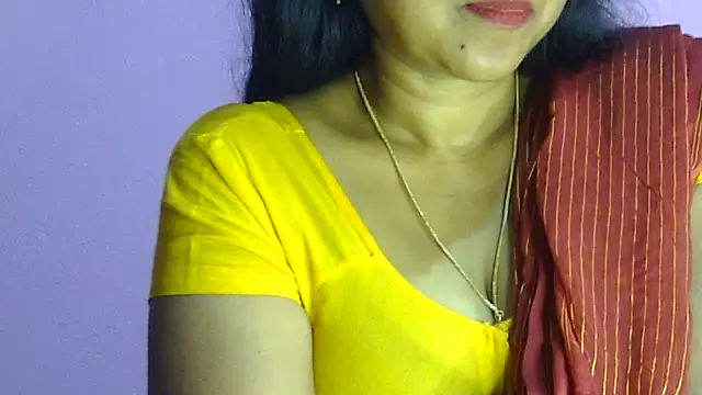 Pooja-suman's cam snapshot