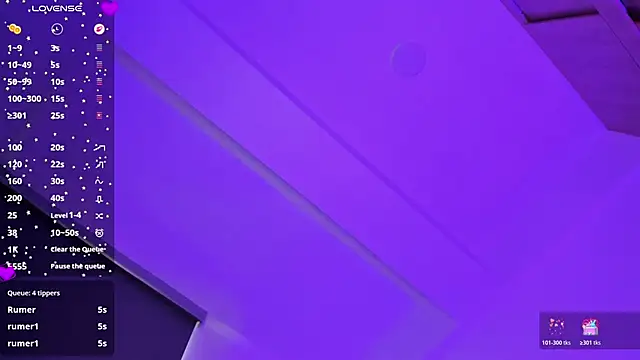 laura-hills18's cam snapshot