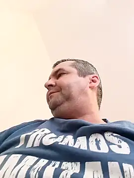 Cute-bears-'s cam snapshot