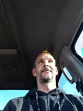 Hungwell1515 live sex cam