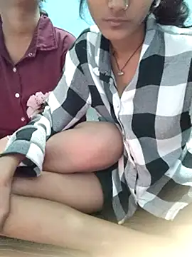 Lesbians_NO1 live sex cam