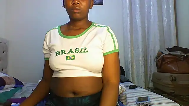 Petitiebooty's cam snapshot