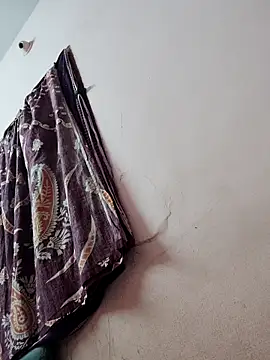 pujapujarrrr's cam snapshot