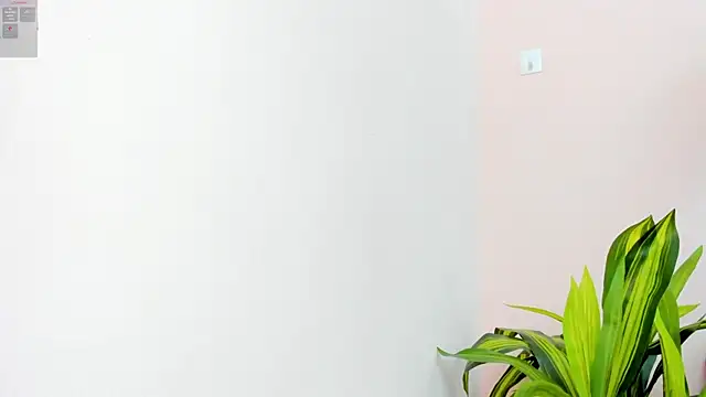 AriSweet's cam snapshot