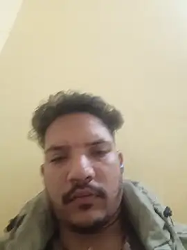 indoregigolo's cam snapshot