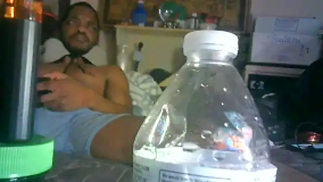 ON3YOULLN3VER_FIR3's cam snapshot