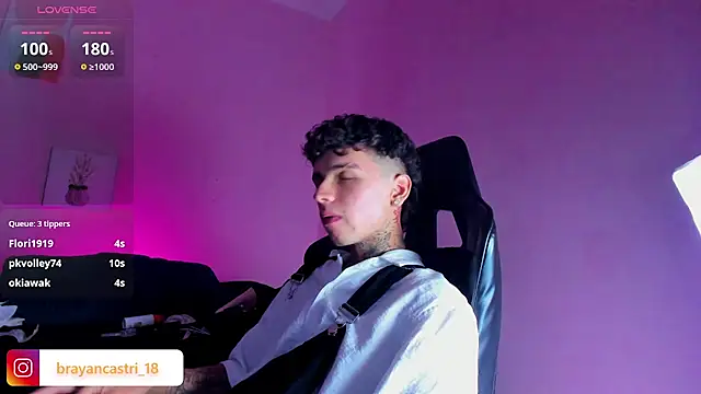 Ian_Castillo_'s cam snapshot