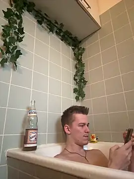 Toyjungee's cam snapshot