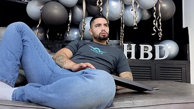 matteosantos live sex cam