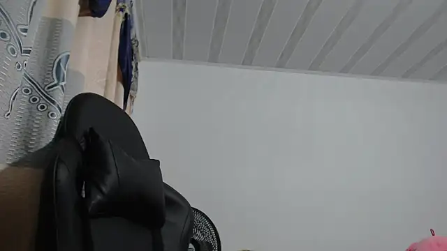 sweet_cutetras22 live sex cam