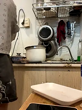 Emily-y's cam snapshot