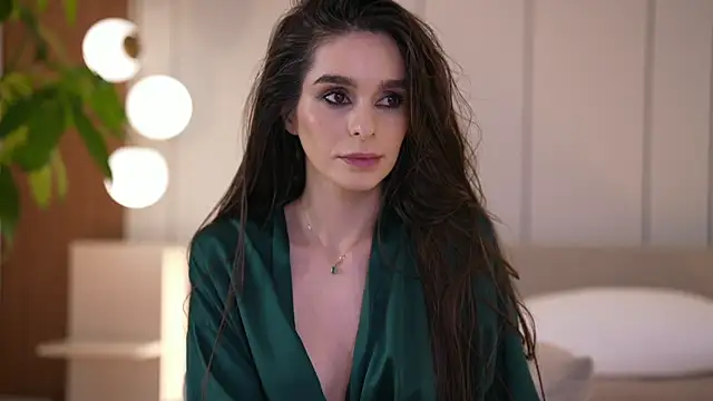 DoviaClaire live sex cam