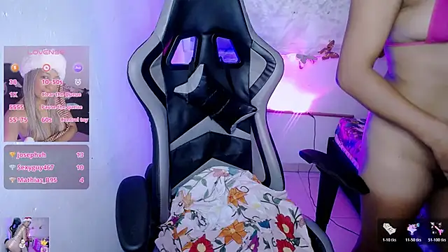 ninatiny live sex cam