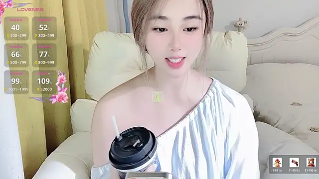 Caitlyn__ live sex cam