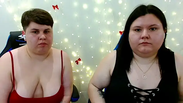 BeckyAndHellen live sex cam
