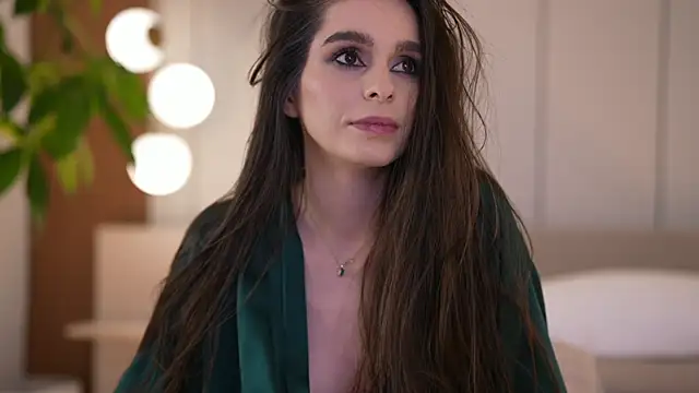 DoviaClaire live sex cam