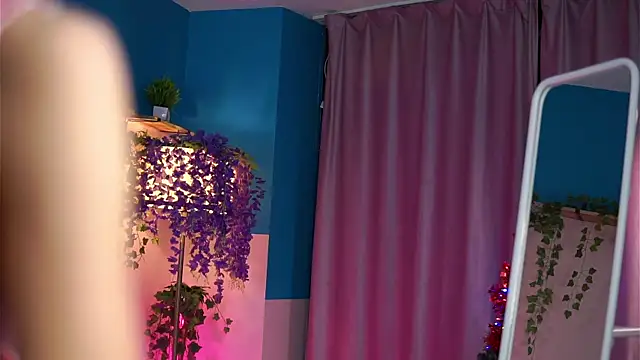 TheAyana live sex cam