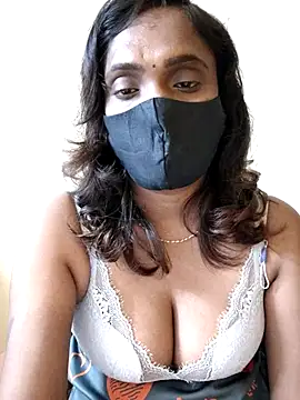 Queen-dhivya live sex cam