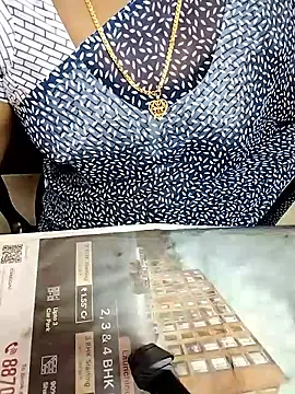 Aishu-tamil09's cam snapshot