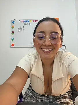 Kay_LustyWife live sex cam
