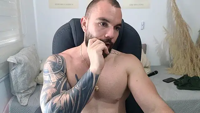 Isaac_Carter live sex cam