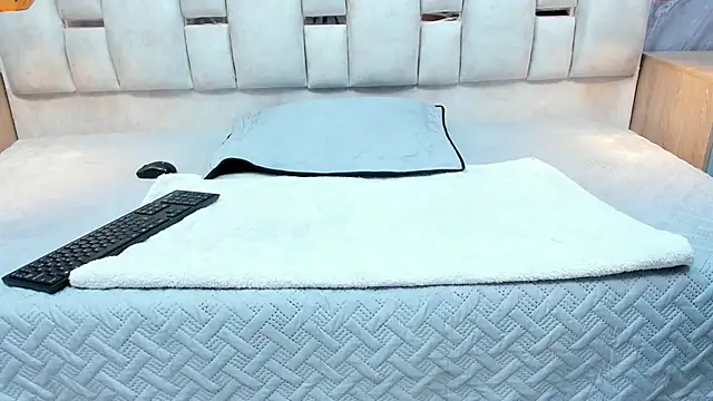 HORNEYYABBY's cam snapshot