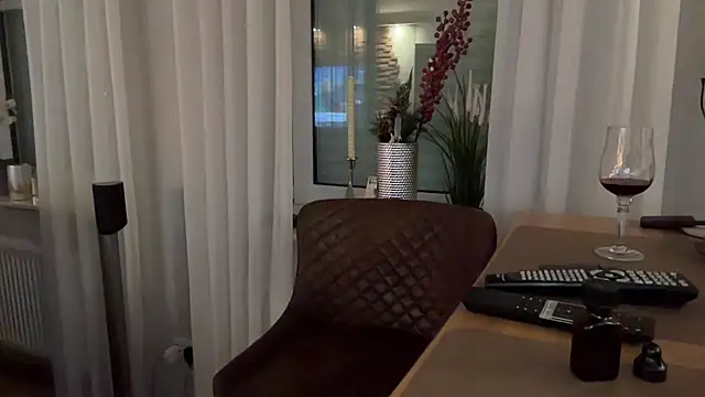 jogger1970's cam snapshot