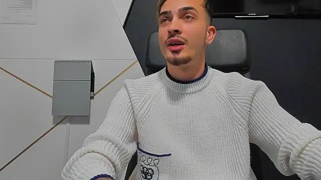 BrandonTate live sex cam